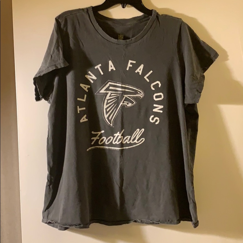 Distressed Atlanta Falcons tee from TORRID